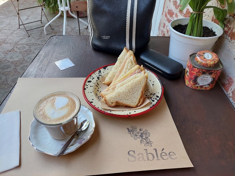 Sablée Café y Book Club - Sablée Café y Book Club, Montañeses 2284, C1428 Cdad. Autónoma de Buenos Aires, Argentina