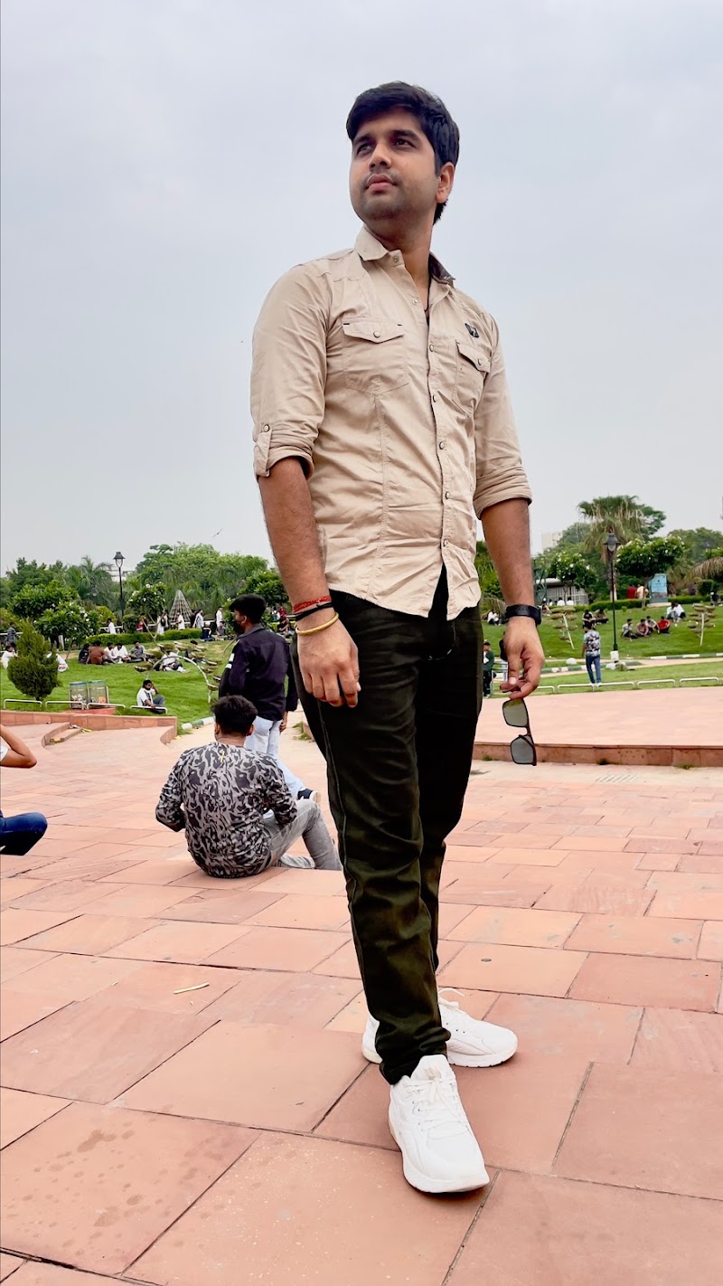 Rajiv Chowk - Rajiv Chowk Connaught Place, New Delhi, Delhi 110001, India