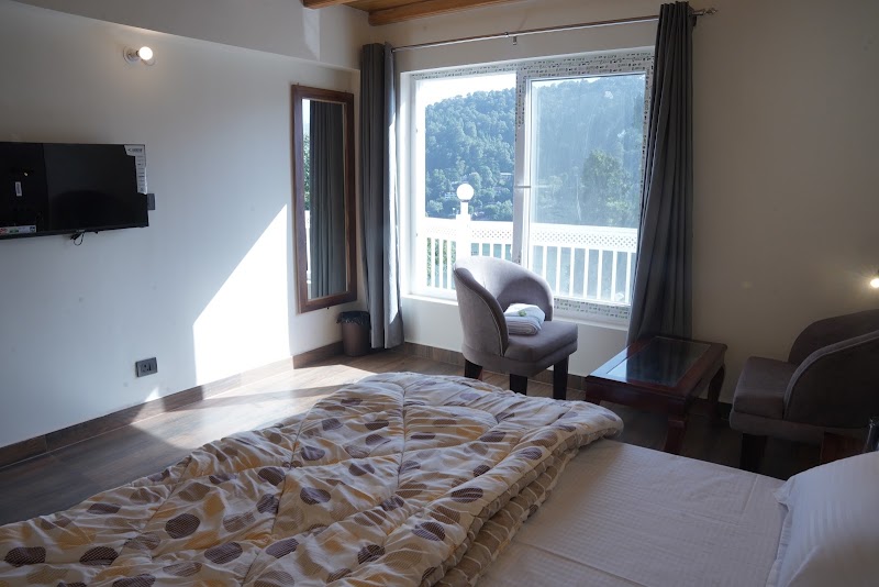 The Oak & Lake View Resort - The Oak & Lake View Resort, House no 84/7, Headingly Estate, Upper, Mall Rd, Mallital, Nainital, Uttarakhand 263001, India