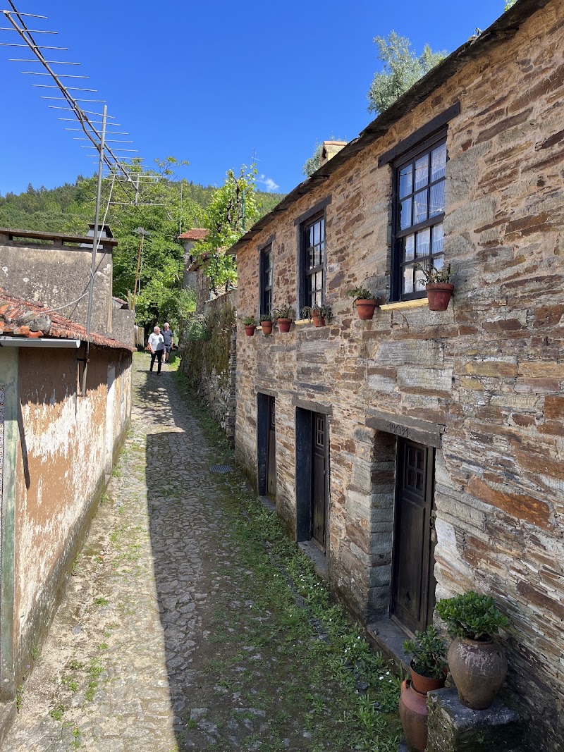 Aldeia de Xisto de Midões - Aldeia de Xisto de Midões Midões, 4550 Castelo de Paiva, Portugal