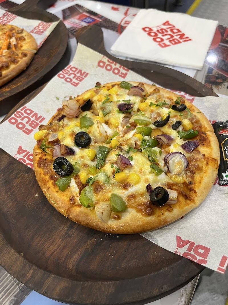 Food Bus of India - Food Bus of India Gate no 4, metro station, South Extension, 2, New Delhi, Delhi 110049, India