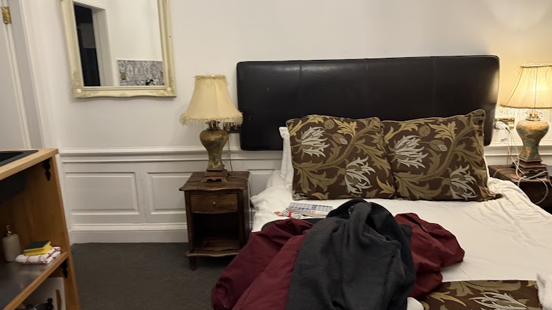 Royal Mile Suites by the Castle - Royal Mile Suites by the Castle, 493 Lawnmarket, Edinburgh EH1 2PB, UK