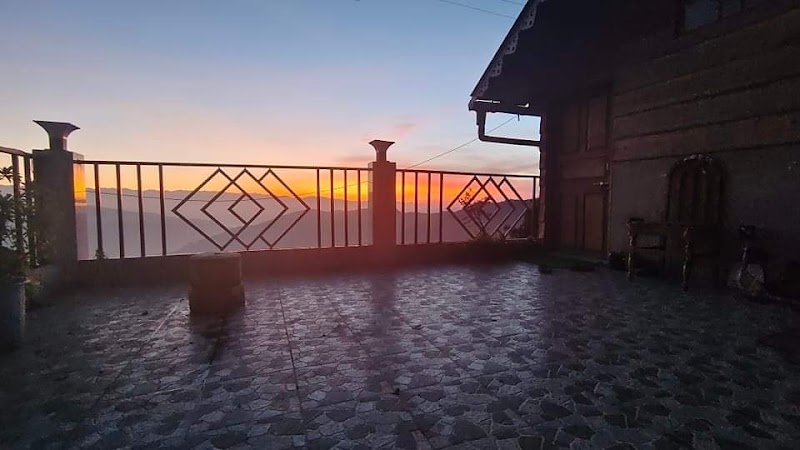 Nembang Homestay - Nembang Homestay 50/B, Tenzing Norgay Rd, Ganeshgram, Tungsung Basti, Darjeeling, West Bengal 734101, India