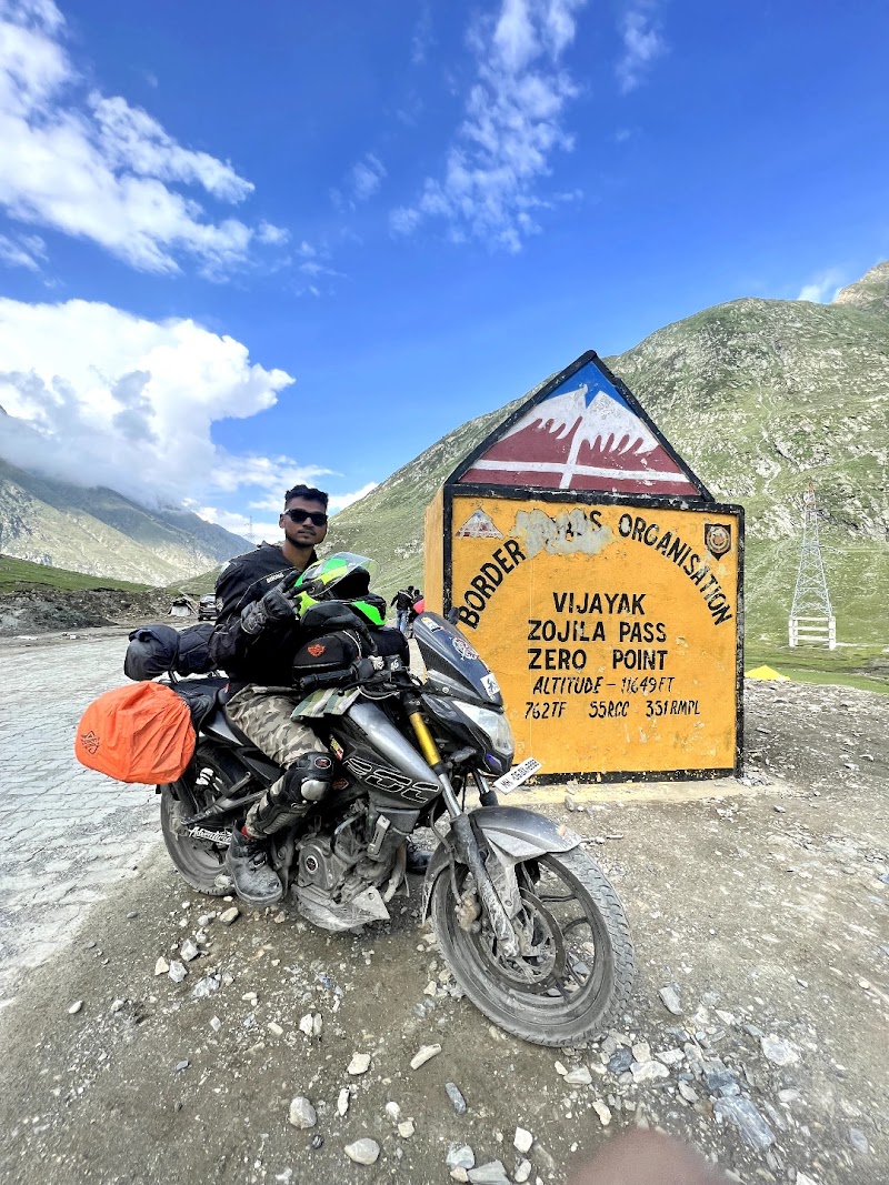 Zojila Pass (Zero Point) - Zojila Pass (Zero Point), 78W9+VXM, Sonamarg, Forest Block, 194102