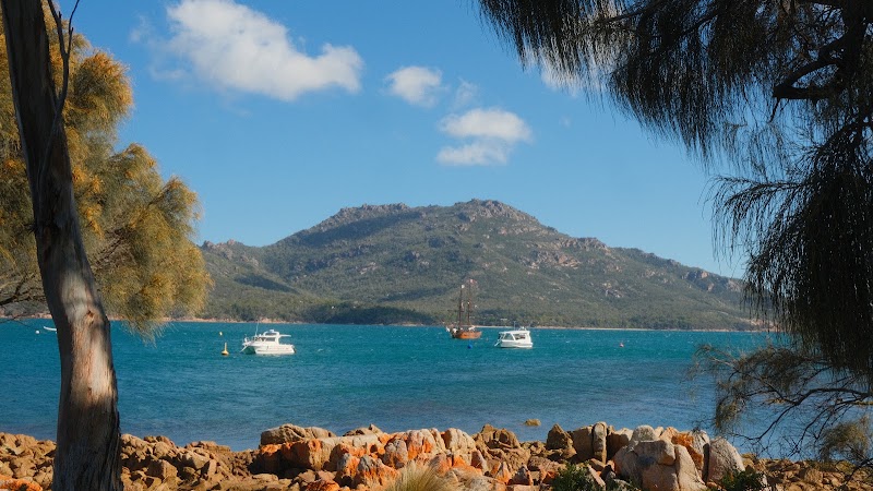 Coles Bay Lookout - Coles Bay Lookout, Coles Bay TAS 7215, Australia