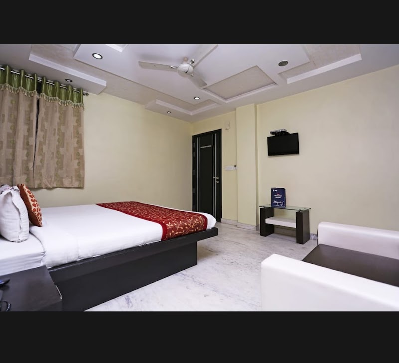 HOTEL ROMA DELUXE - HOTEL ROMA DELUXE 8165, Arakashan Rd, Ram Nagar, Paharganj, New Delhi, Delhi 110055, India