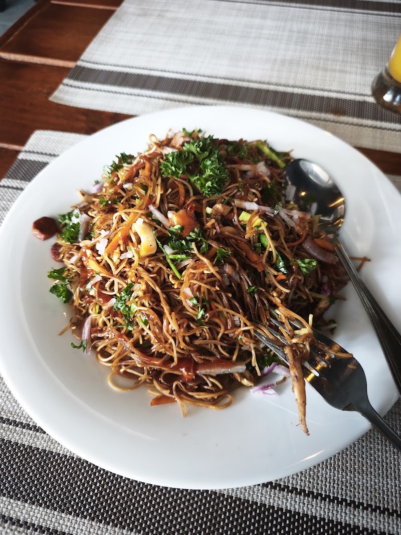 Nomad Nosh Restaurant - Nomad Nosh Restaurant, 1001/1 Wellawaya Road ,Debarawewa, Tissamaharama 82600, Sri Lanka