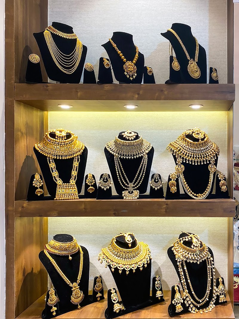 The Velvet Box - Wedding Essentials - The Velvet Box - Wedding Essentials 181, near Parnami Mandir, Gurunanakpura, Raja Park, Jaipur, Jaipur Nagar Nigam Area, Rajasthan 302004, India