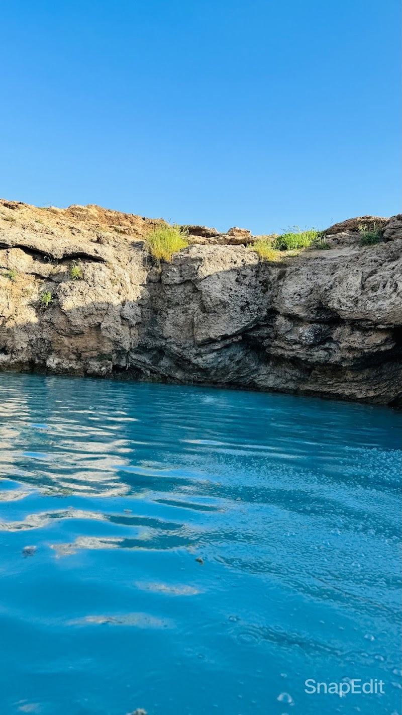 آبگرم آبی قینرجه - آبگرم آبی قینرجه, West Azerbaijan Province, Gheinarjah, Unnamed Road, P56X+C2H, Iran