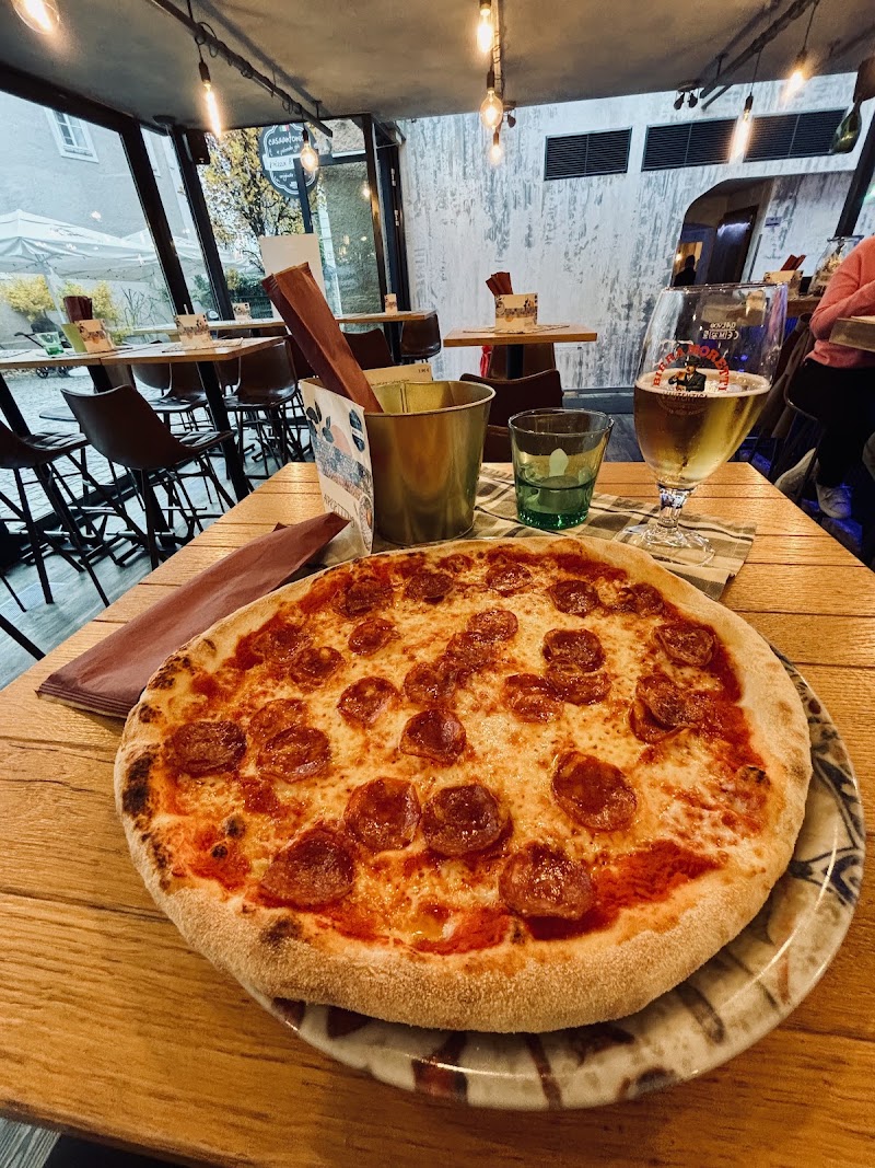 Pizzeria & Ristorante Grande - Casaantonio e piccolo Giò - Pizzeria & Ristorante Grande - Casaantonio e piccolo Giò Nonntaler Hauptstraße 24, 5020 Salzburg, Austria