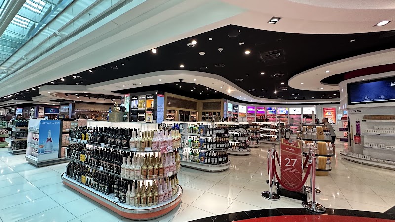Dubai Duty Free Terminal 3 - Dubai Duty Free Terminal 3 69X6+HM3 Dubai International - Airport Rd - Dubai Int'l Airport - Dubai - United Arab Emirates