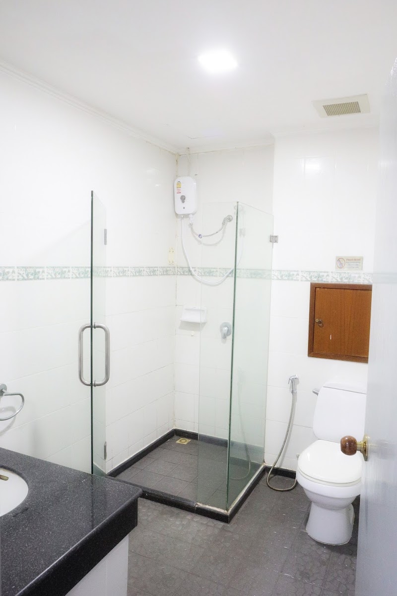 Aloft hotel and hostel pattaya - Aloft hotel and hostel pattaya 144 69-71 Thanon Thap Phraya, Muang Pattaya, Amphoe Bang Lamung, Chang Wat Chon Buri 20150, Thailand
