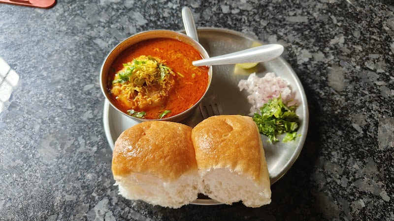 SWAMI SNACKS - SWAMI SNACKS Sada Stop, Ratnagiri- Ganpatipule Road, Narbe, Lajool, Maharashtra 415617, India