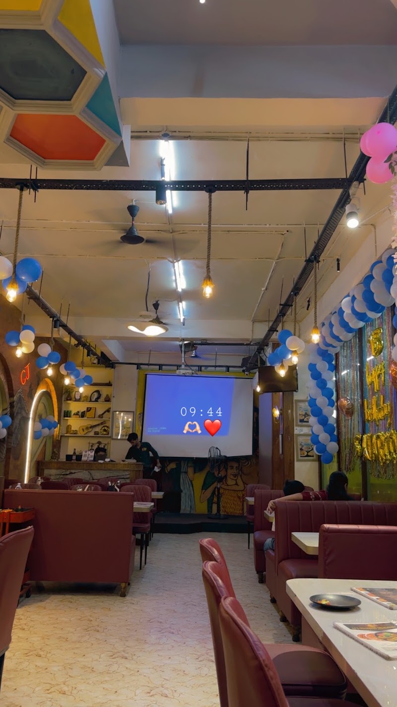 Combo Jumbo: Best Veg Restaurants in Vashi Navi Mumbai - Combo Jumbo: Best Veg Restaurants in Vashi Navi Mumbai Plot No: 17, near HDFC Bank, Juhu Nagar, Sector 28, Vashi, Navi Mumbai, Maharashtra 400703, India