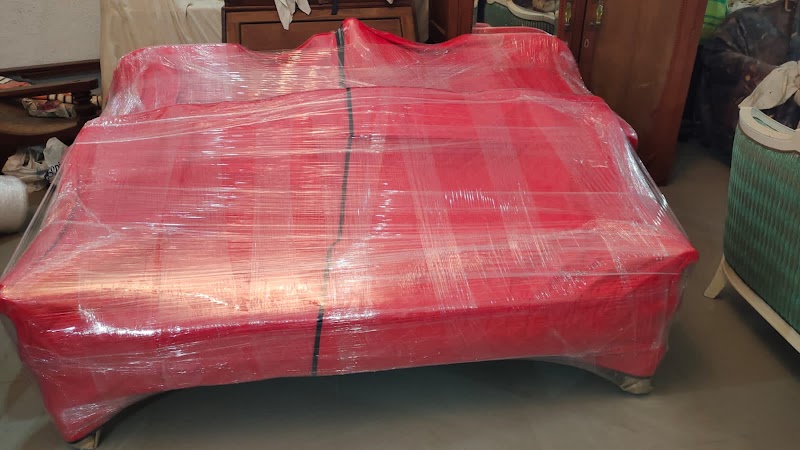 MOVING GURU PACKERS AND MOVERS - MOVING GURU PACKERS AND MOVERS, Shop No.1 Rameshwaram Bhawan, Baburao Gali, Gudiyari Raod Near Shiv Hanuman Temple, Shrinagar, Khamtarai, Raipur, Chhattisgarh 492001, India