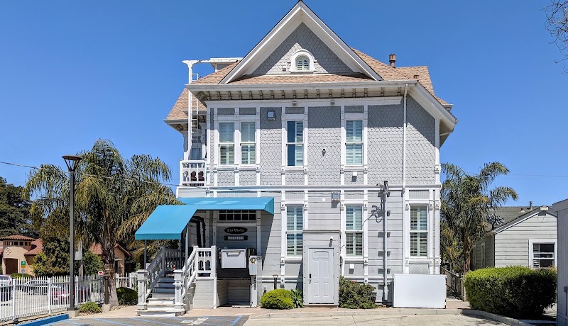 Rio Vista Inn & Suites