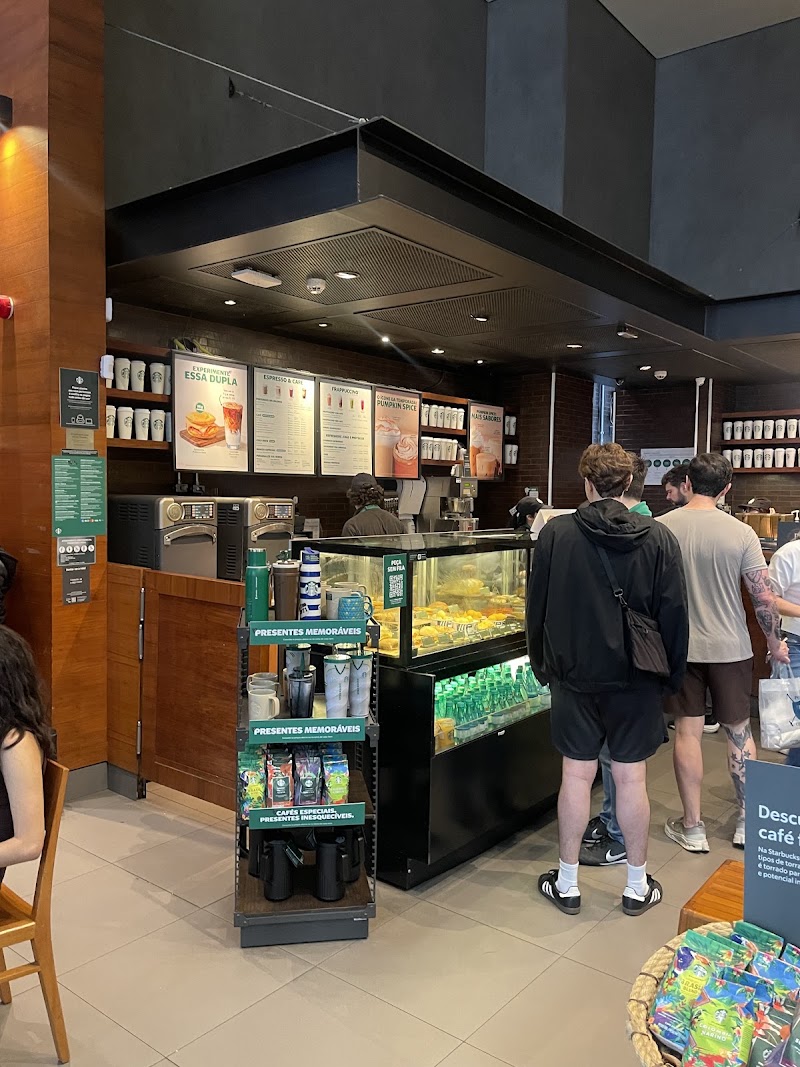 Starbucks - Starbucks, Av. Paulista, 500 - Bela Vista, São Paulo - SP, 01310-000, Brazil