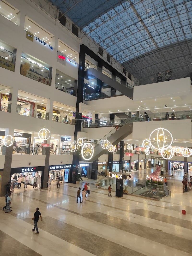 Max - Max 1st Floor, Ardee Mall, near Ardee City, Ardee City, Sector 52, Gurugram, Haryana 122003, India