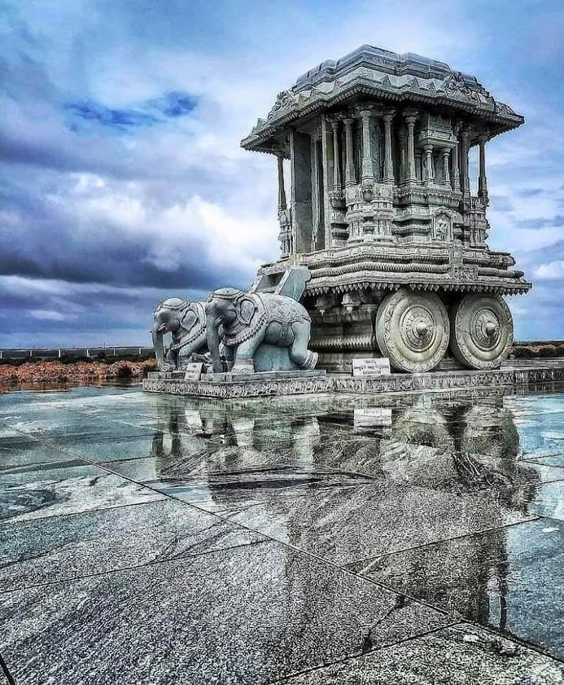 Hemakoota - Hemakoota, 8FM5+HG8, Hampi, Karnataka 583239, India