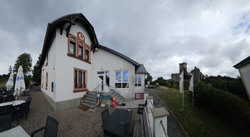 Forsthaus Kasselburg - Forsthaus Kasselburg, Auf d. Kasselburg 1, 54570 Pelm, Germany