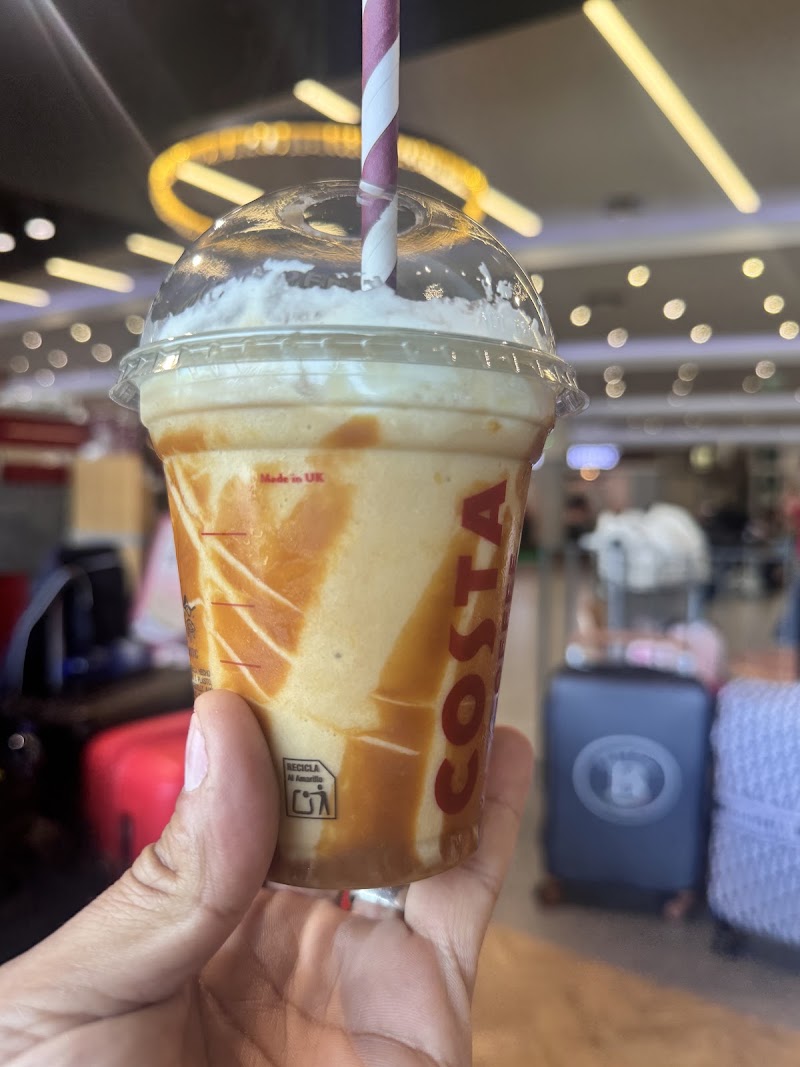 Costa Coffee - Costa Coffee, 1, T2, finger D transit part, Aviatická 1017, 161 00 Praha 6, Czechia