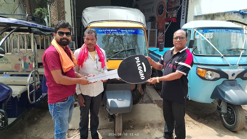 Ape auto showroom - Ape auto showroom, maa vindhyawasini chowk, in front of government boys school, Vindhyavasini Ward, Dhamtari, Chhattisgarh 493773, India