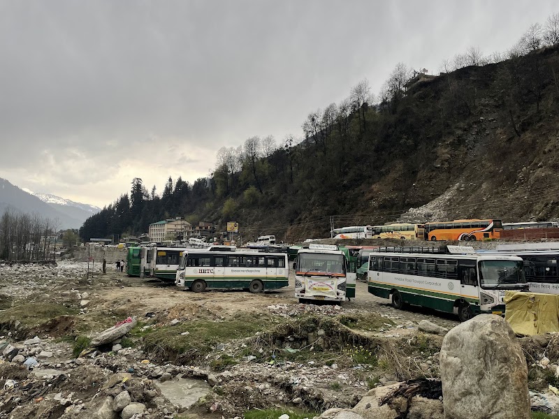 Private Volvo stand manali - Private Volvo stand manali, Mall Rd, Aleo, Manali, Nasogi, Himachal Pradesh 175131, India