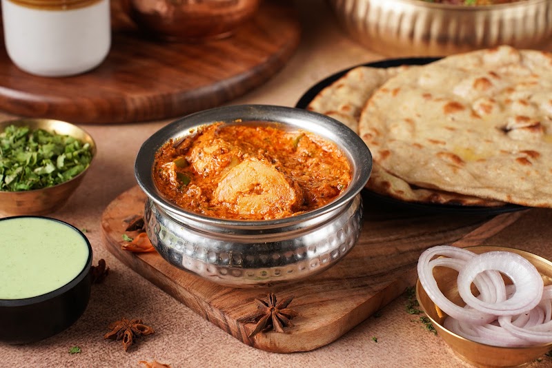 𝗛𝗮𝗻𝗱𝗶 𝗖𝗵𝗵𝗮𝗱𝗲𝘆𝗮𝗻 𝗗𝗶 -Best Restaurant in Vapi |North Indian Restaurant |Family Restaurant in Vapi - 𝗛𝗮𝗻𝗱𝗶 𝗖𝗵𝗵𝗮𝗱𝗲𝘆𝗮𝗻 𝗗𝗶 -Best Restaurant in Vapi |North Indian Restaurant |Family Restaurant in Vapi, Shop No. 108/109, Fortune Square, 2, road, above TBZ Jewellers, Chala, Daman, Vapi, Gujarat 396191, India