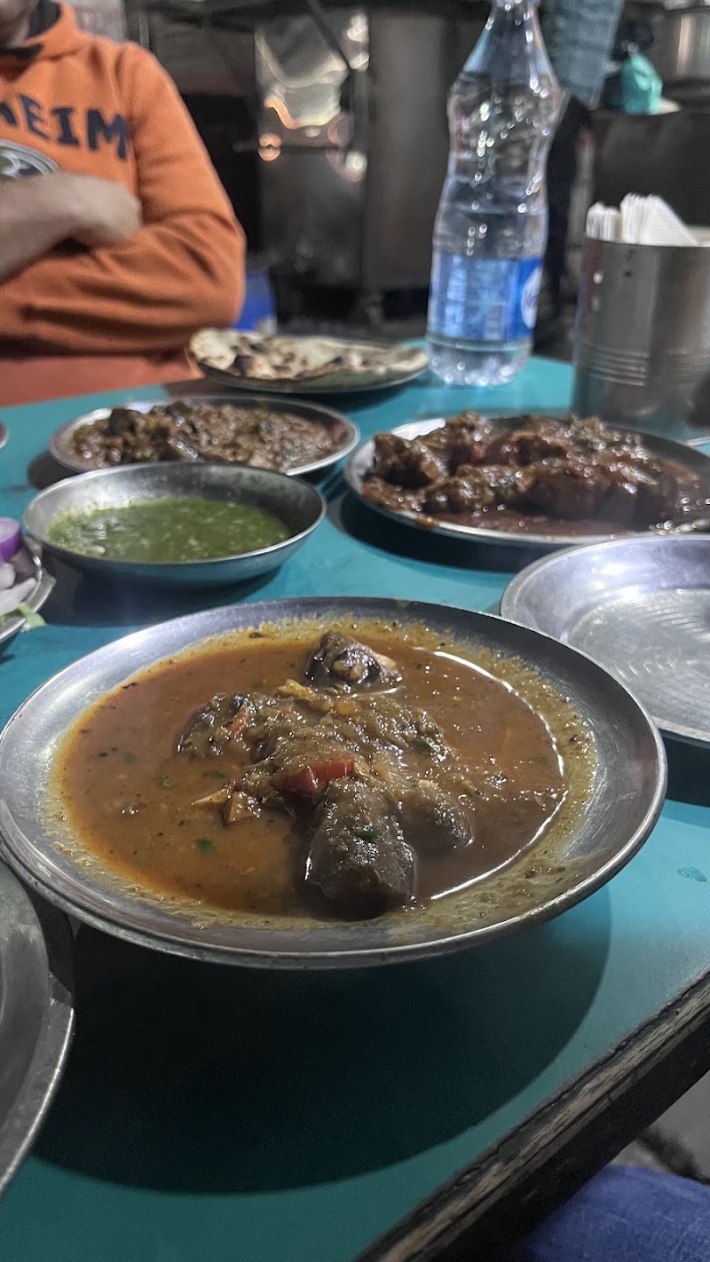 Pehalwan Da Dhaba (Since 1950) - Pehalwan Da Dhaba (Since 1950) Railway Road, near Cycle Market, opp. Sai Travels, INA Colony, Amritsar, Punjab 143001, India