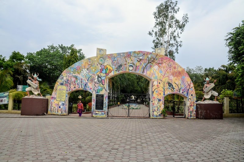 Gandhi Udyan Park - Gandhi Udyan Park Nayapara Rd, New Mangal Bazar, Nayapara, Raipur, Chhattisgarh 492001, India