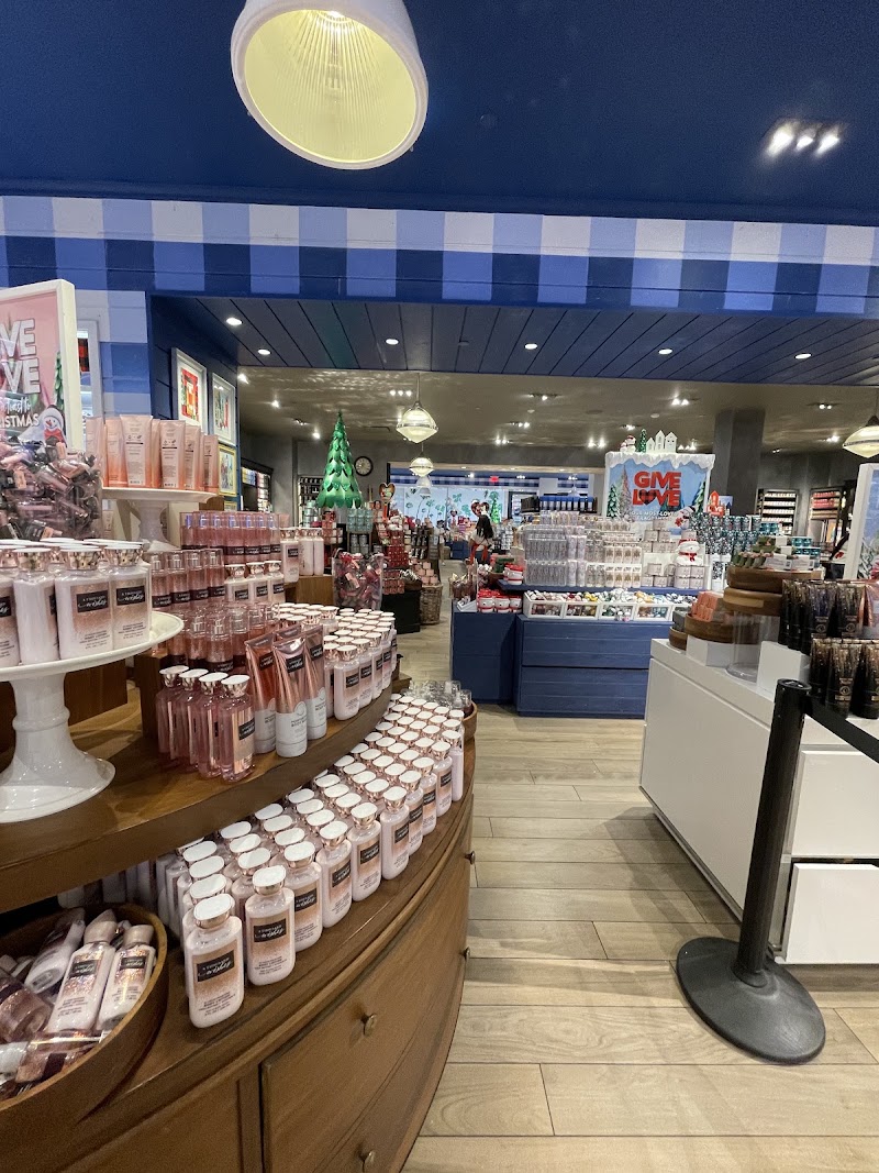 South Coast Plaza - South Coast Plaza 3333 Bristol St, Costa Mesa, CA 92626, USA