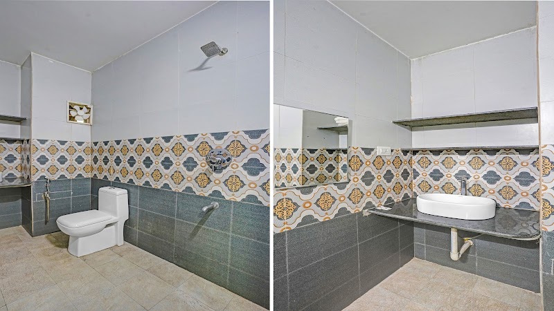 Lavish Exotic Hotel & Apartment - Lavish Exotic Hotel & Apartment MPP5+7R5, near Lavish Restaurant, Madhalawada, Girkarwada, Arambol, Goa 403524, India