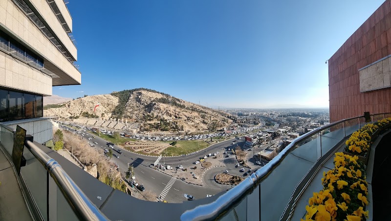 Shiraz Grand Hotel