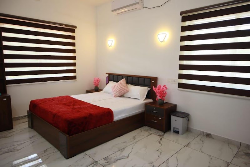 Shining Star Home Stay - Shining Star Home Stay Shining Star Home Stay, near Punnamada Finishing Point Road, Thathampally, Alappuzha, Kerala 688013, India