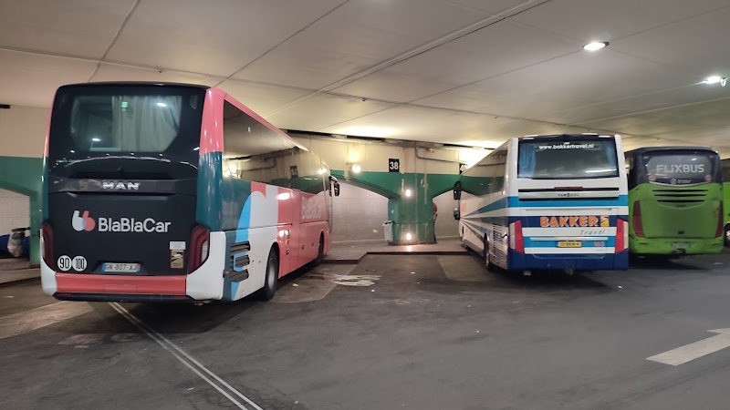 Saemes Parking Bercy Seine - Saemes Parking Bercy Seine 210 Quai de Bercy, 75012 Paris, France