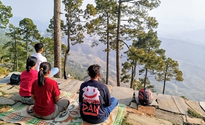 Hippie Hill - Hippie Hill JMR7+2HM, Mat, Uttarakhand 263601, India
