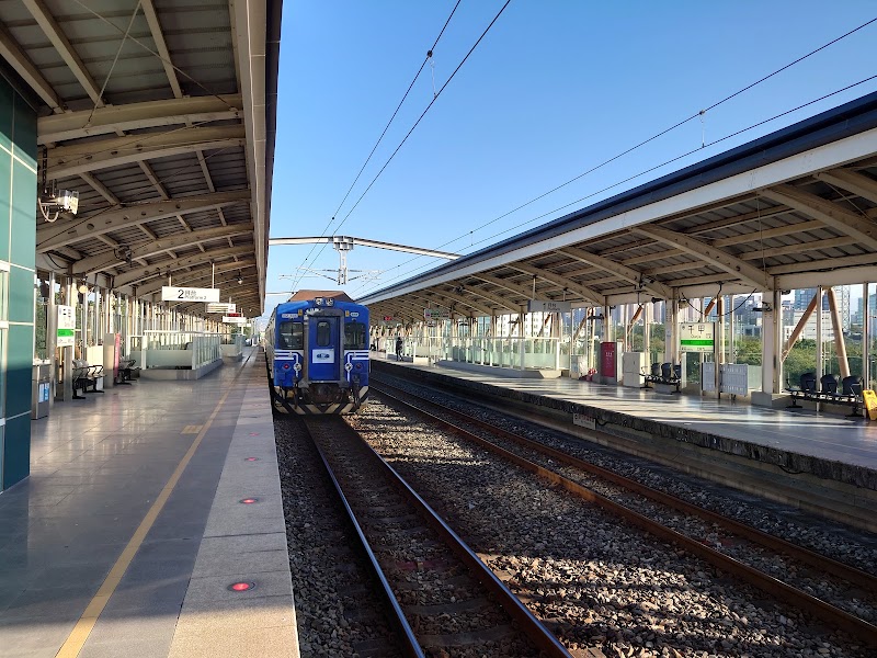 North Hsinchu Station - North Hsinchu Station, East District, Hsinchu City, Taiwan 300