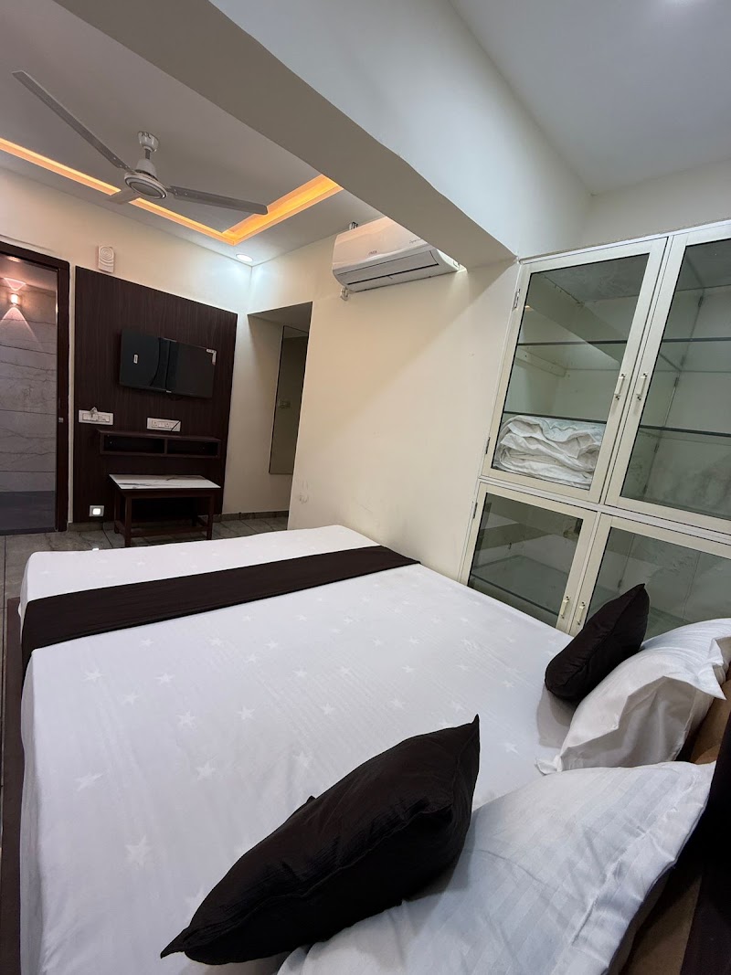 HOTEL COZY STAY - HOTEL COZY STAY, Pratham Mangal Complex, Vasna, Ahmedabad, Gujarat 380007, India