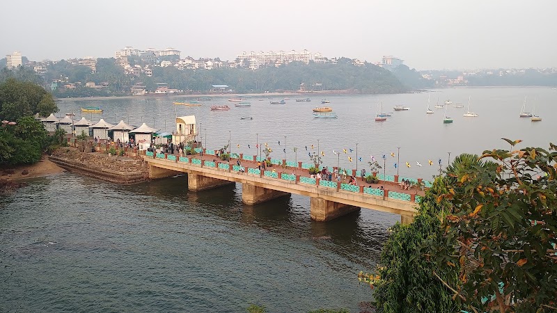 Dona Paula View Point - Dona Paula View Point Dona Paula Jetty, Road, Dona Paula, Panaji, Goa 403004, India