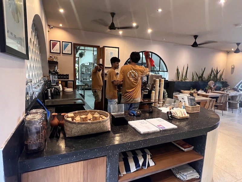 Black Honey cafe - Black Honey cafe Wewilihena, Duwa Watta, Ahangama 80630, Sri Lanka