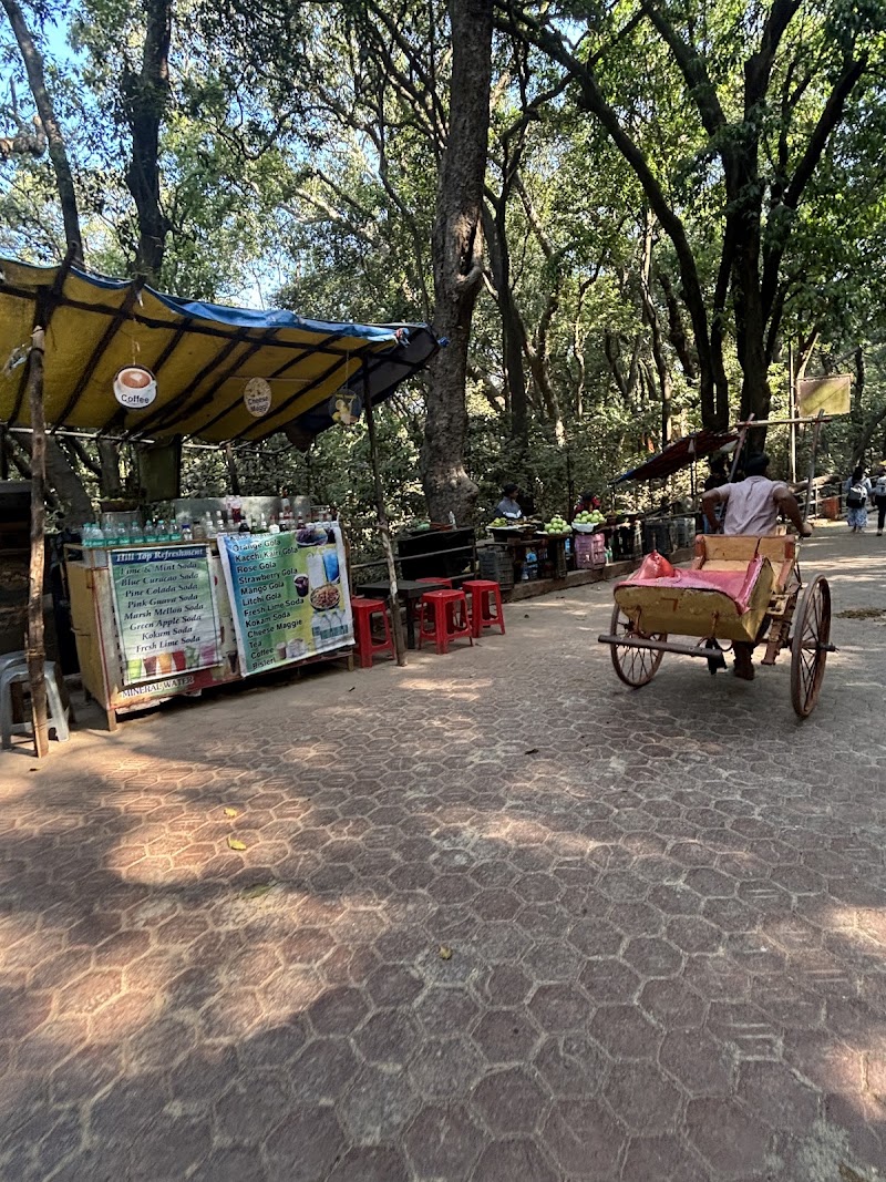 Matheran MG Road Market - Matheran MG Road Market X7QC+676, MG Rd, Matheran, Maharashtra 410102, India