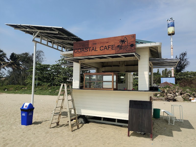 Alleppey Beach Extension - Alleppey Beach Extension F8X8+J8P Dolphin Beach, Alappuzha, Keralam 688012, India