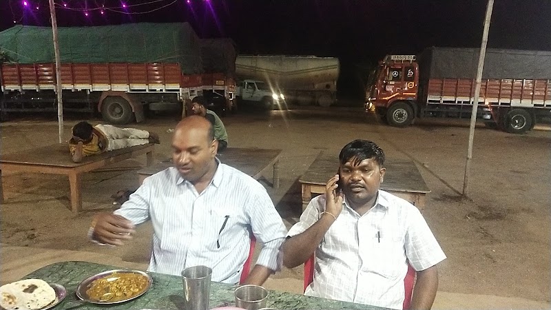 Jd dhaba - Jd dhaba, JM9R+25Q, Simga - Kawardha Rd, Chhattisgarh 491335, India