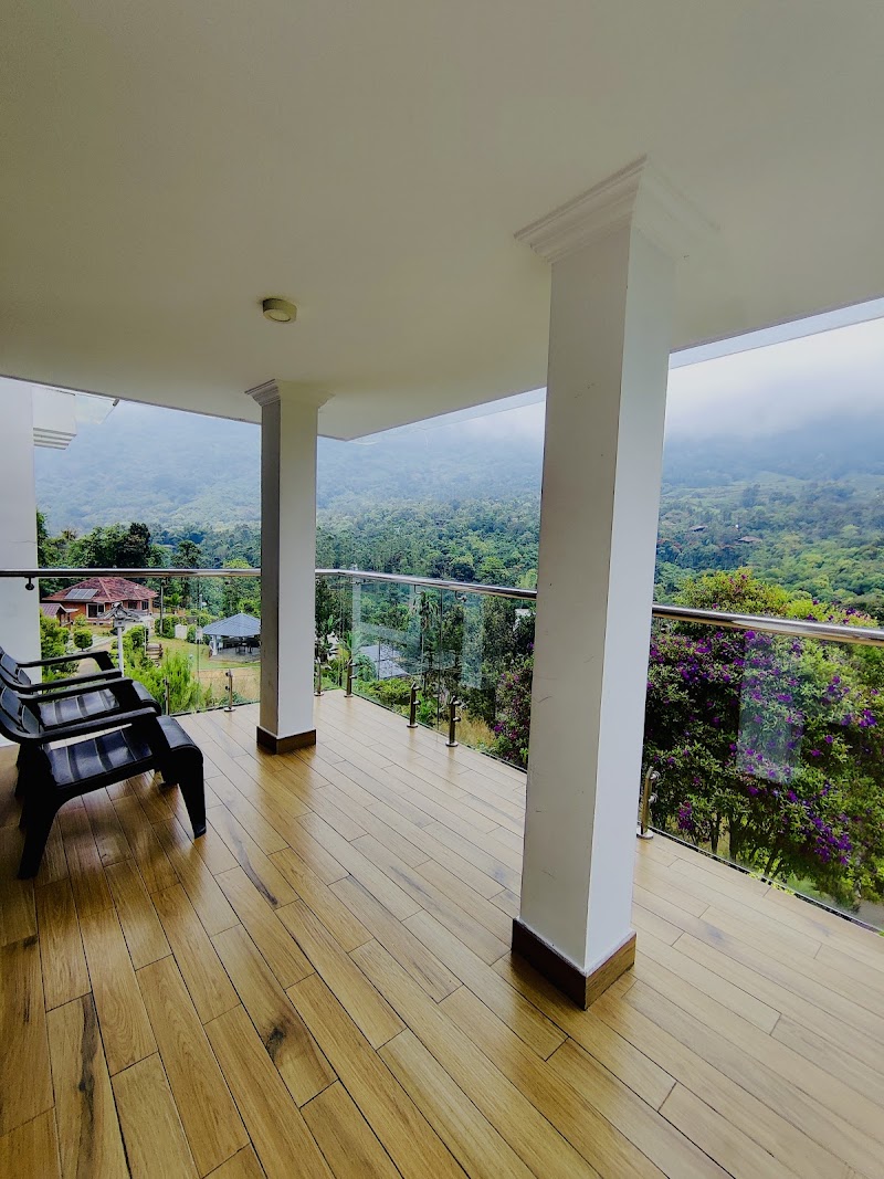 Silver Oaks Nature Retreat - Silver Oaks Nature Retreat Kallar - Mankulam Rd, viripara, Munnar, Kerala 685565, India