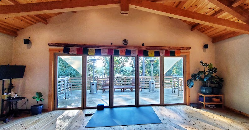 The Zen Cove Studio - The Zen Cove Studio, 974 View Ridge Dr, Oak Harbor, WA 98277, USA