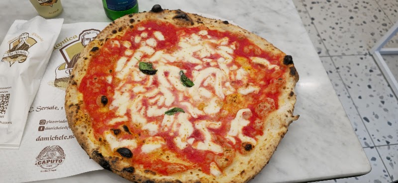 L'Antica Pizzeria da Michele - L'Antica Pizzeria da Michele Via Cesare Sersale, 1, 80139 Napoli NA, Italy