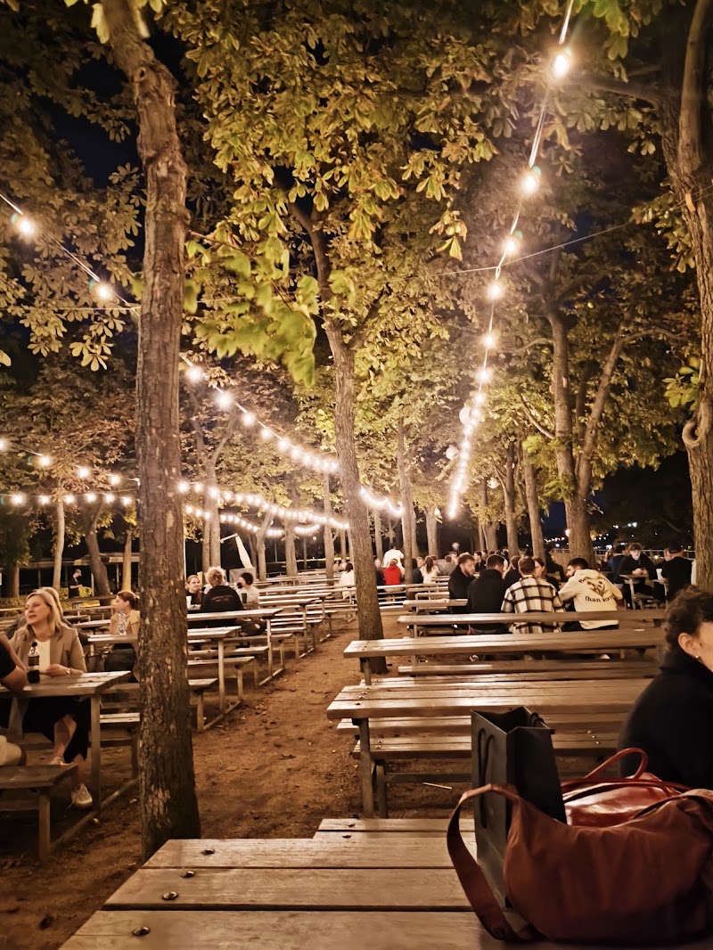 Letná Lookout Beer Garden - Letná Lookout Beer Garden Letenské sady, 170 00 Praha 7-Holešovice, Czechia
