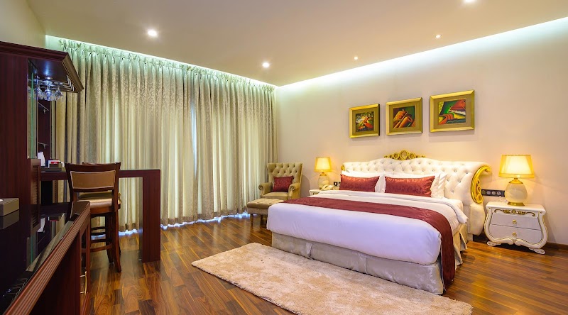 Hotel Vijaydeep Place Near Delhi Airport - Hotel Vijaydeep Place Near Delhi Airport F-4, near Mata Chowk, Mahipalpur Extension, Mahipalpur, New Delhi, Delhi 110037, India