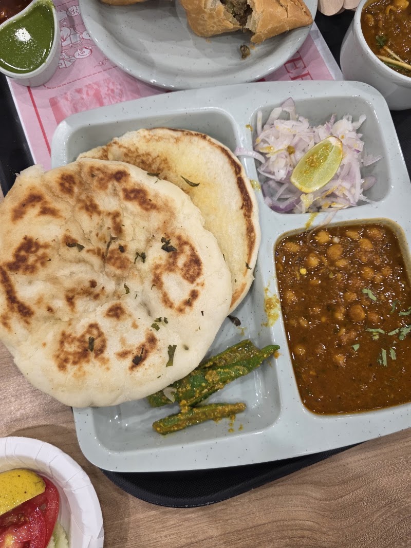 OM Sweets, Sector 57, Gurugram - OM Sweets, Sector 57, Gurugram UG - 10 & 11, Hong Kong Bazaar, UG 14, Block F, Sushant Lok 2, Sector 57, Gurugram, Haryana 122011, India