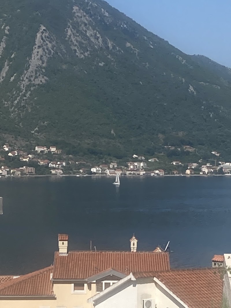Apartments Miramar - Apartments Miramar, Dobrota Ulica BB, FQ58+F5J, Kriva, Kotor 85330, Montenegro